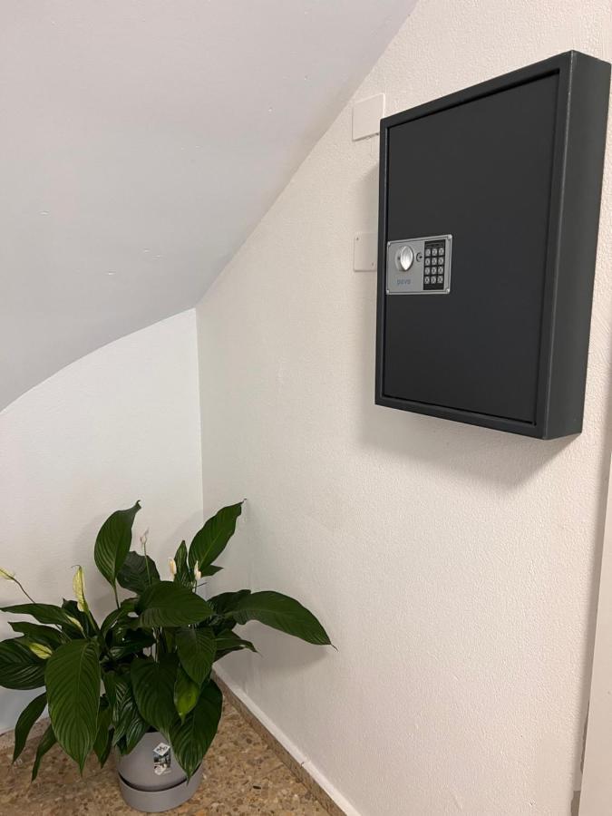Roessli Self Check In 24-7 Free Parking Apart otel Unterägeri Dış mekan fotoğraf